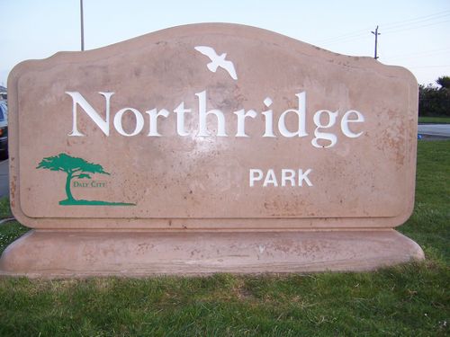 Northridge Parc (palo-alto_100_8699.jpg) wird geladen. Eindrucksvolle Fotos von der Westküste Amerikas erwarten Sie.